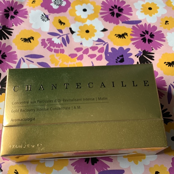 Chantecaille - Picture 2 of 2